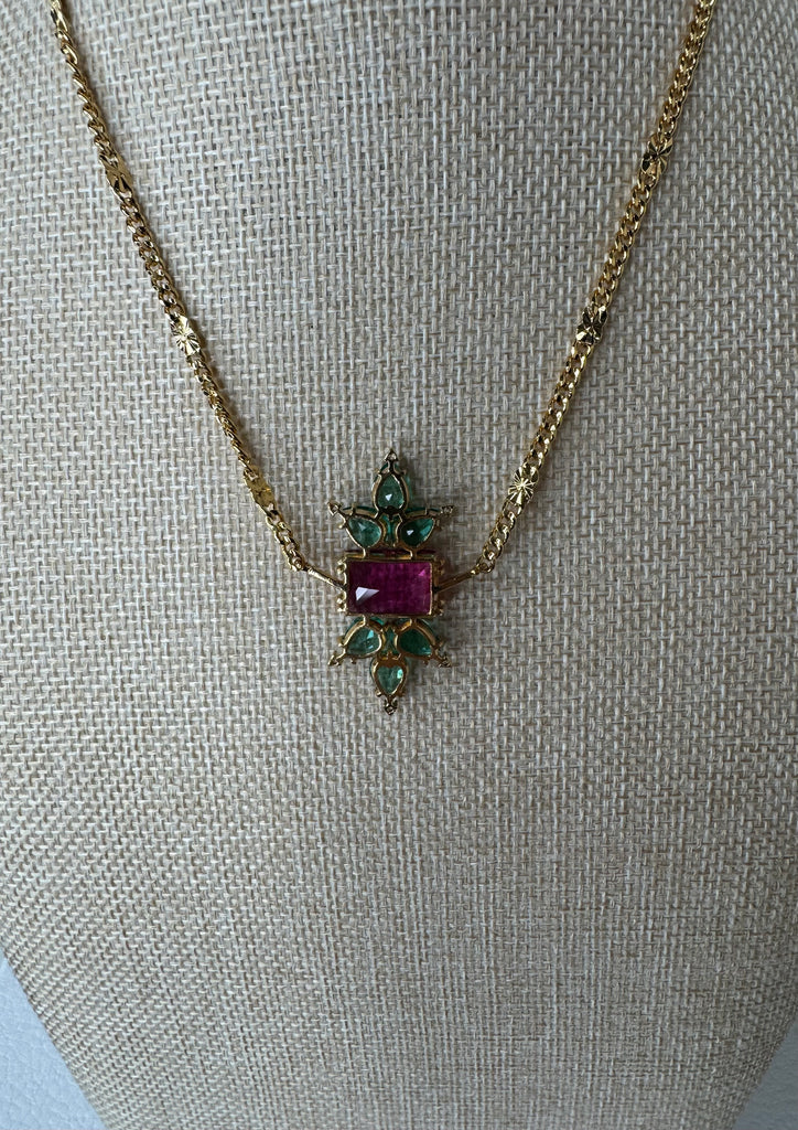 Regal Bloom Necklace