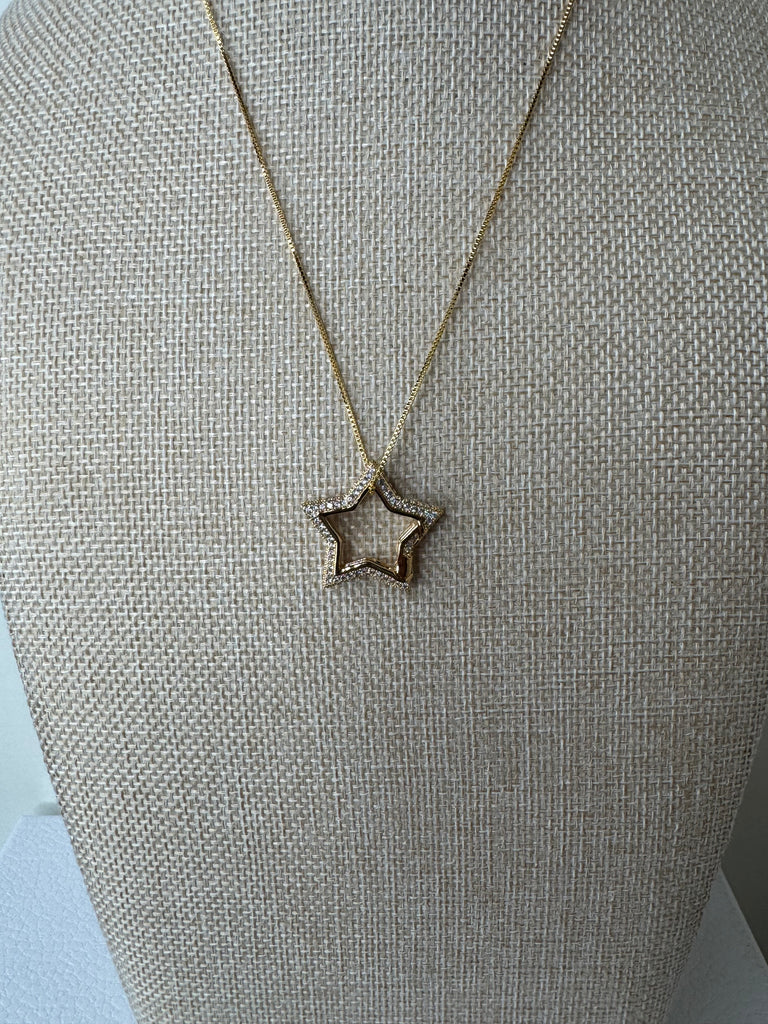 Twinkle Star Pendant Necklace
