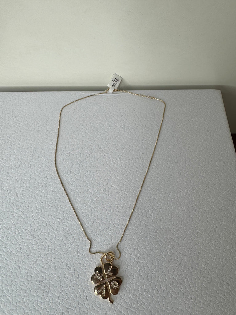 Golden Clover Pendant Necklace
