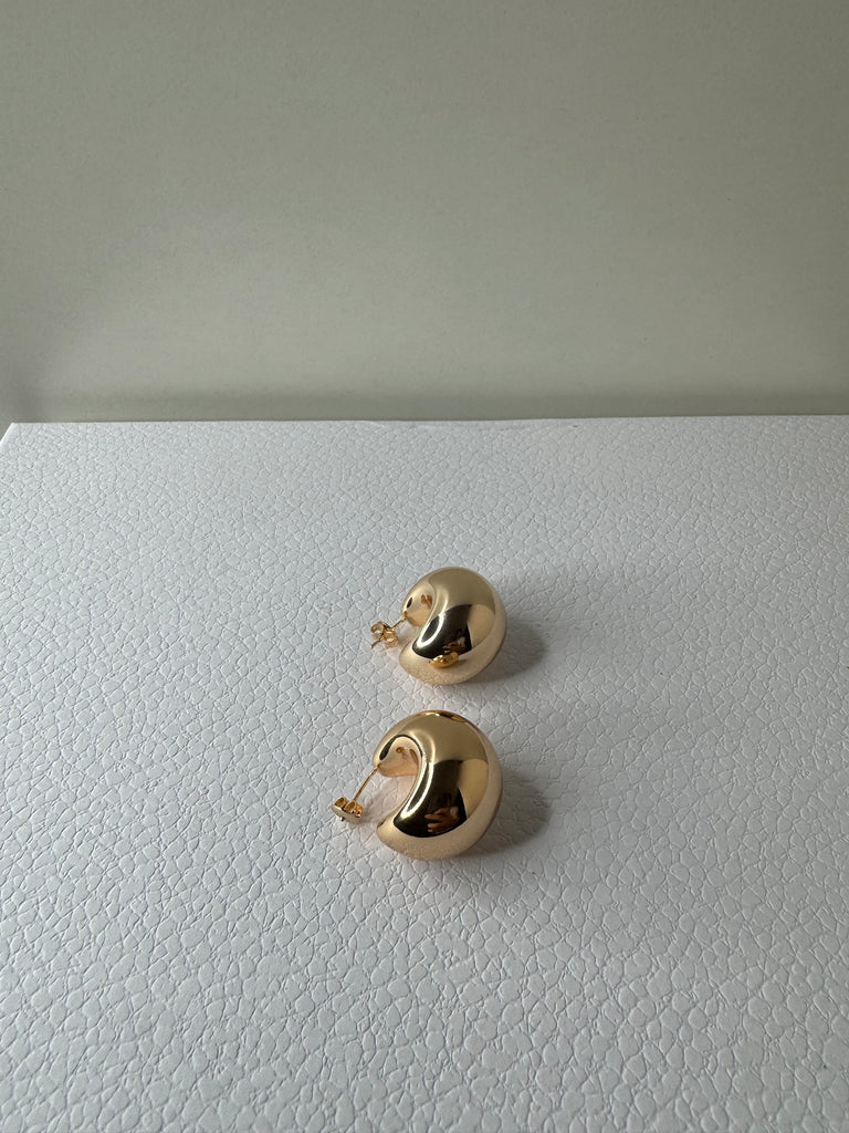 Sculpted Gold Teardrop Earrings