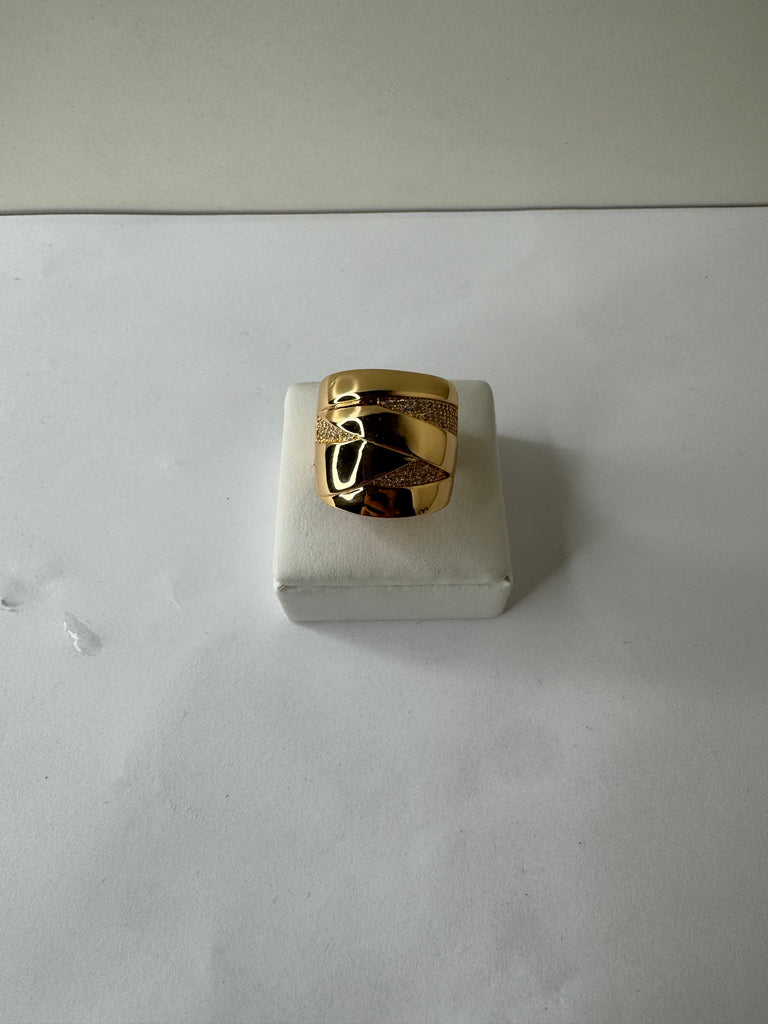 Wide Band Gold Swirl Ring
