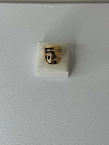 Modern Crossover Ring