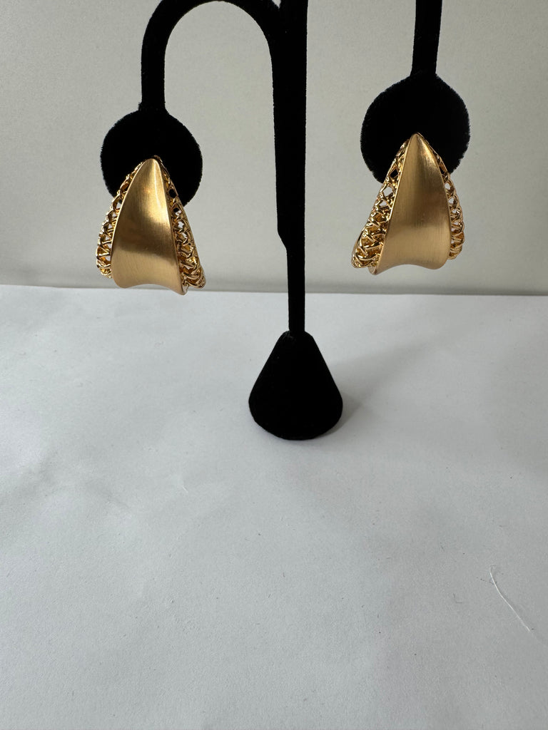 Sculpted Gold Fan Earrings